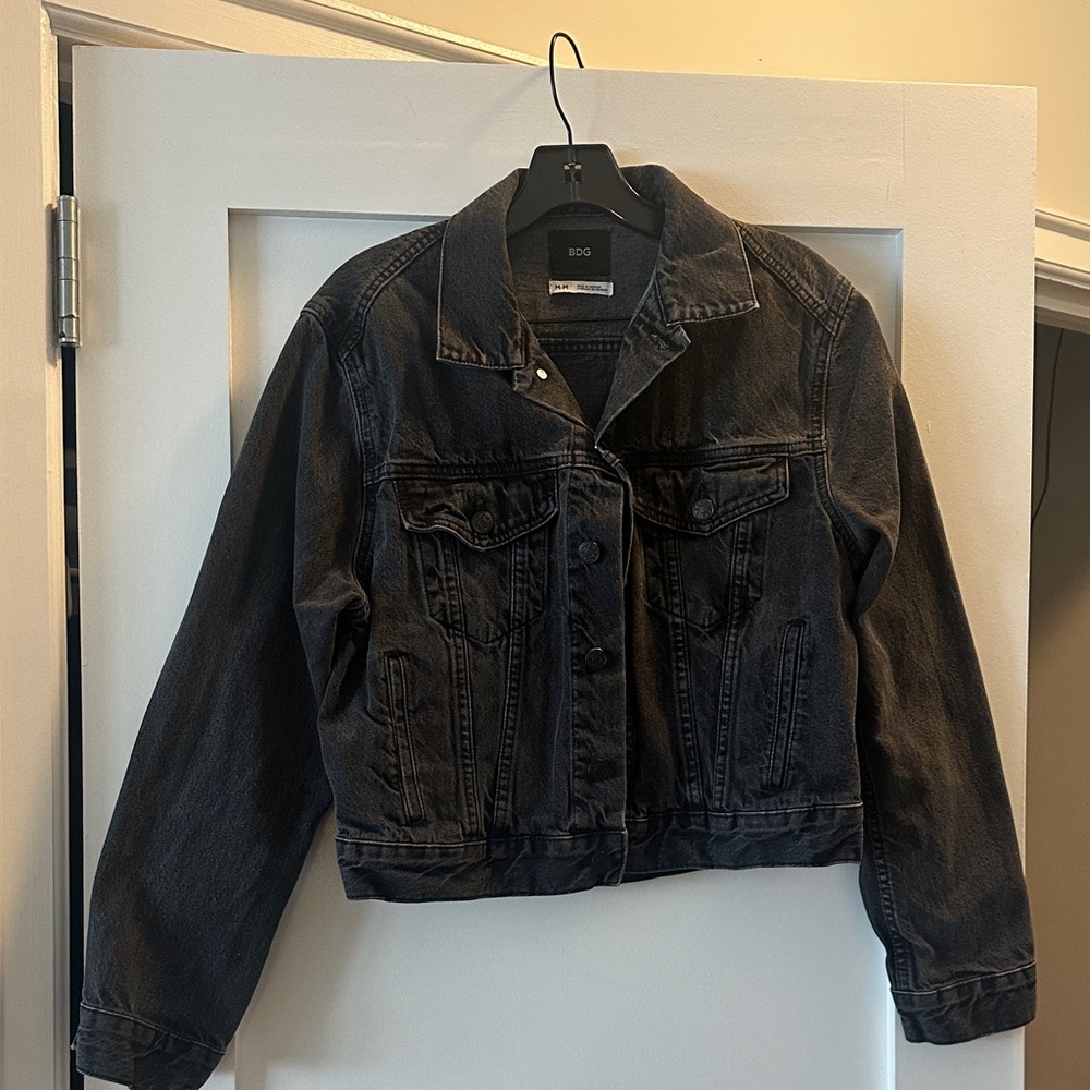 BDG Washed Black Cropped Denim Jacket